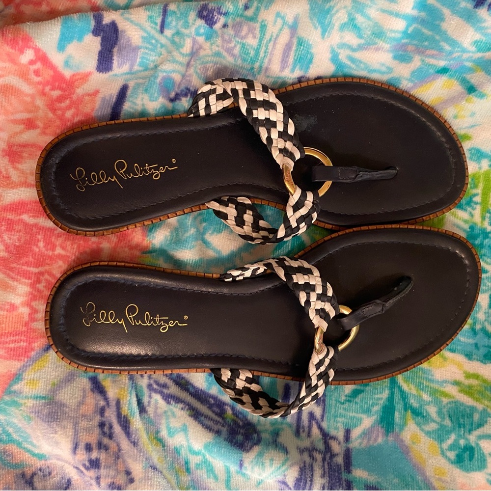 Lilly Pulitzer size 9 Navy & White Braided Sandals